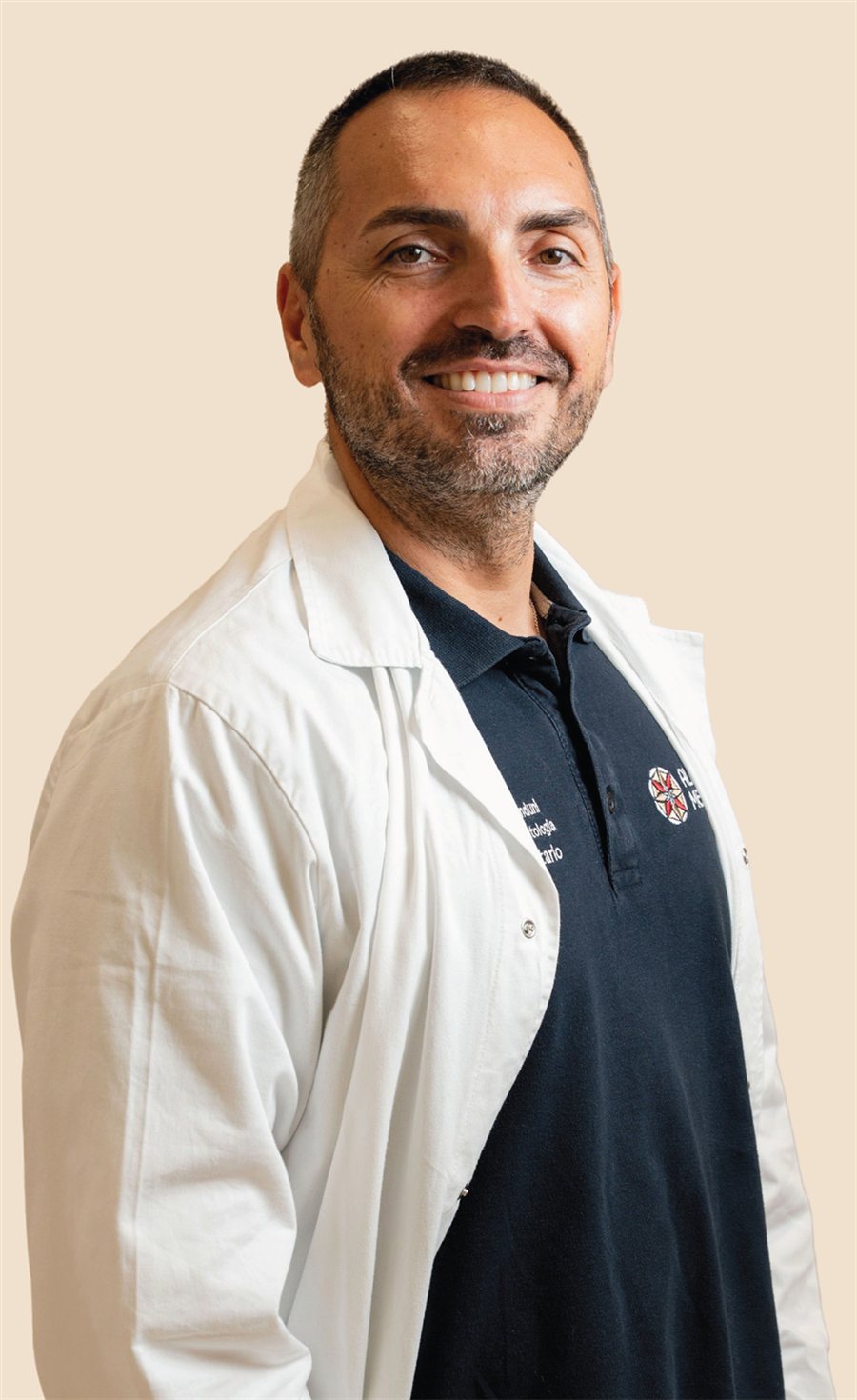 Il Dott. Fabrizio Menduni, medico dentista